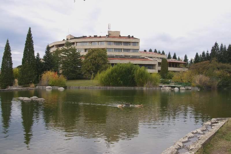 Hotel Saint Vrach 桑丹斯基 外观 照片