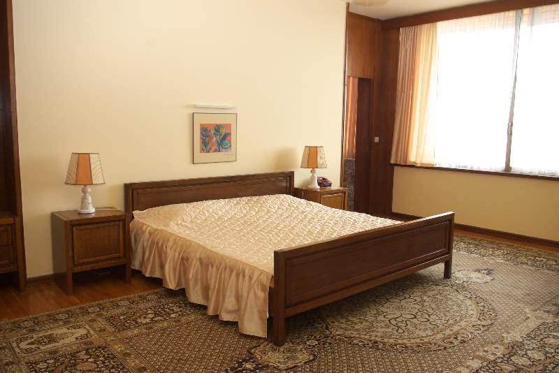 Hotel Saint Vrach 桑丹斯基 外观 照片